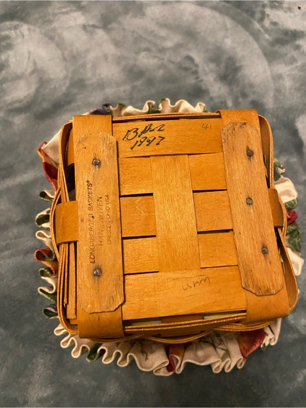 Longaberger 1997 square basket with lid and liner